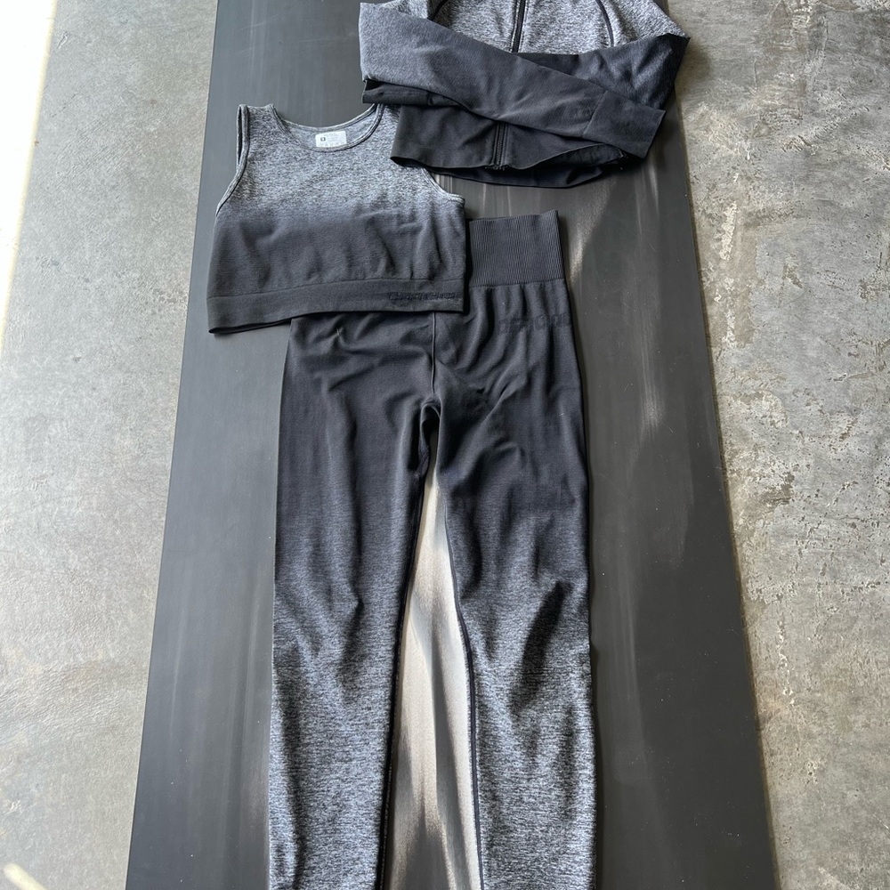 Ombré 3 piece workout set